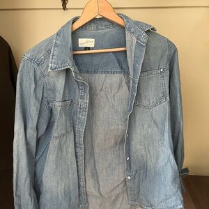 Universal Thread Chambray Top